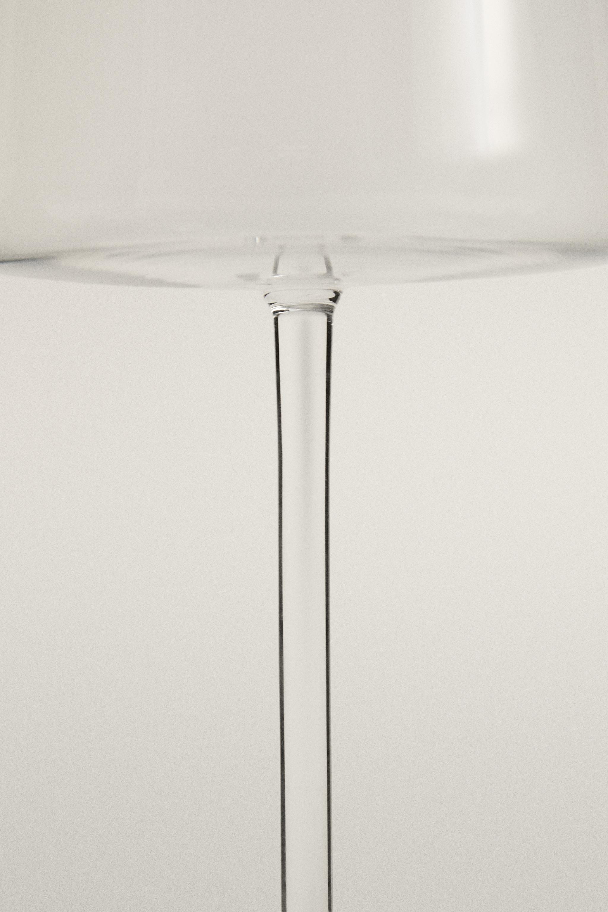 VERRE À VIN CRISTALLIN CONIQUE